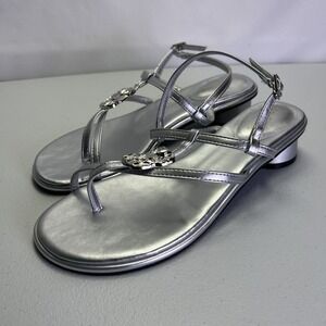 EasySmile Silver Metallic Flat Thong Sandal Women's Size 8 NWB Strappy